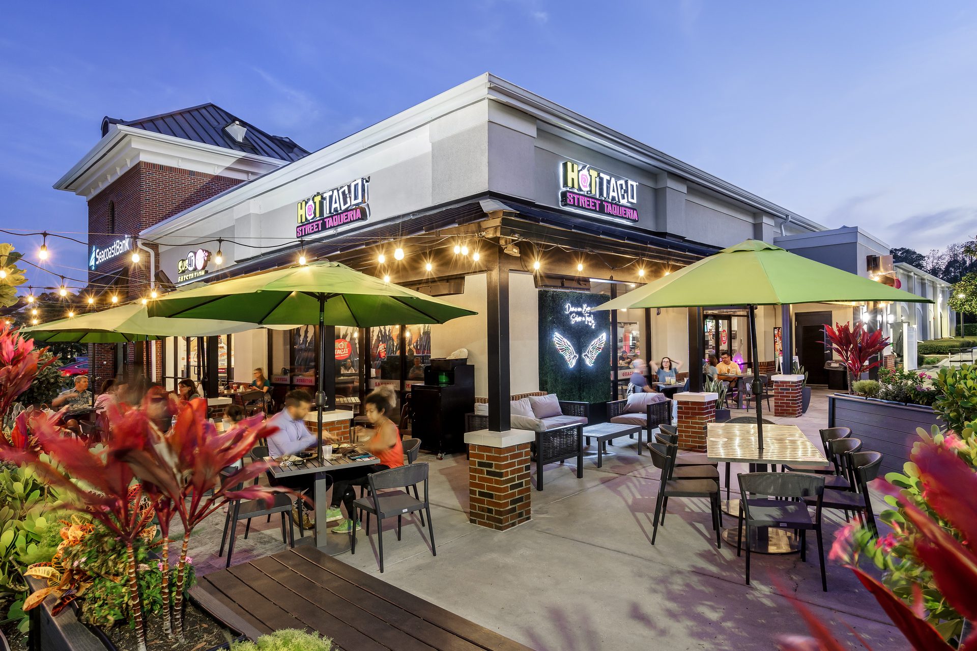 Welcome to Hot Taco Street Taqueria